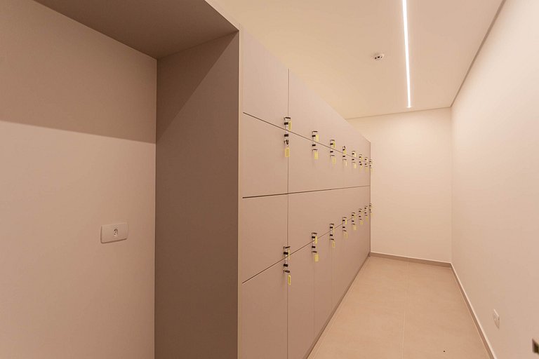 Studio elegante com estrutura premium no centro