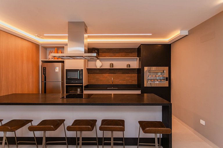 Apto novo 1 quarto c/ AC | Centro | Coworking