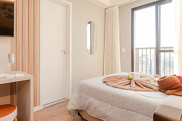 Studio Completo com Vista da Cidade