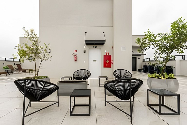 Studio Completo com Vista da Cidade