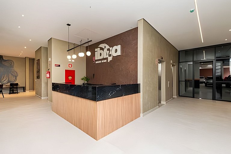 Studio Completo com Vista da Cidade